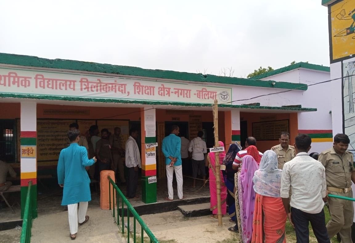 77 in Trilok Manda, 61 percent voting in Majhowa