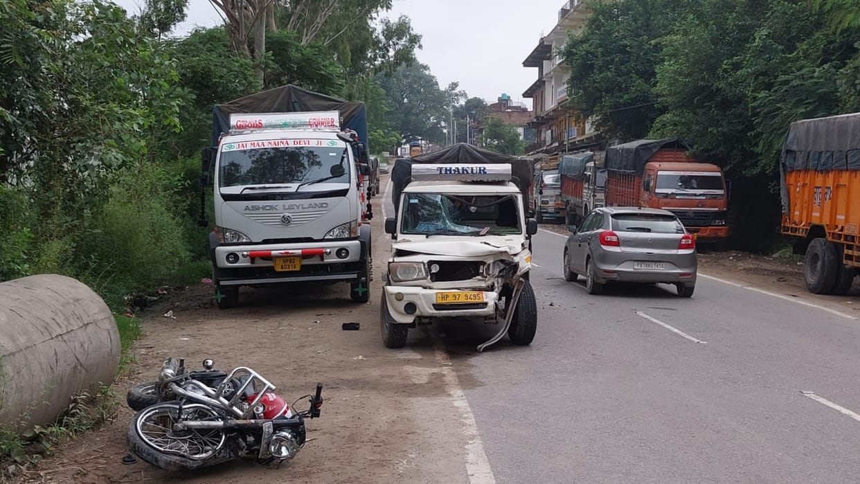 Two killed in jeep-Bike collision in Mandi Himachal Pradesh