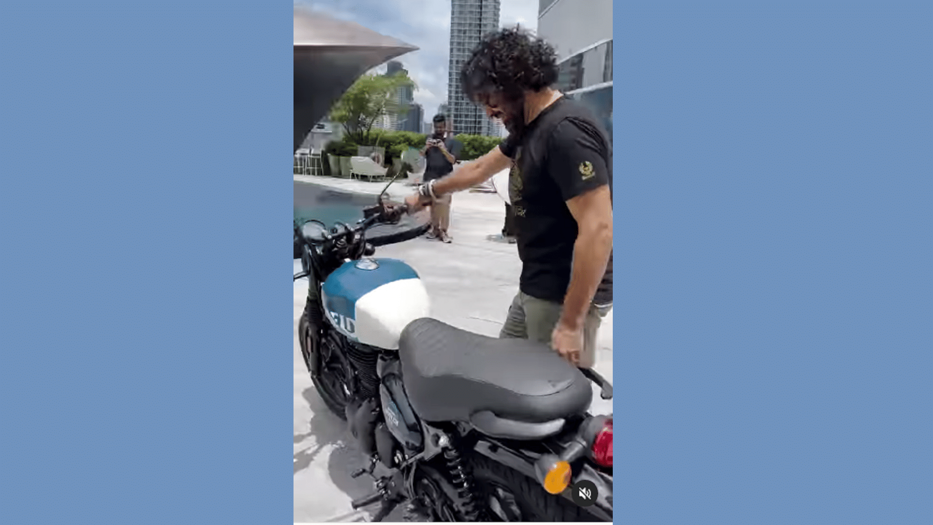 Royal Enfield Hunter 350 Pictures Royal Enfield CEO Sid Lal unveils Hunter 350 motorcycle ahead of launch