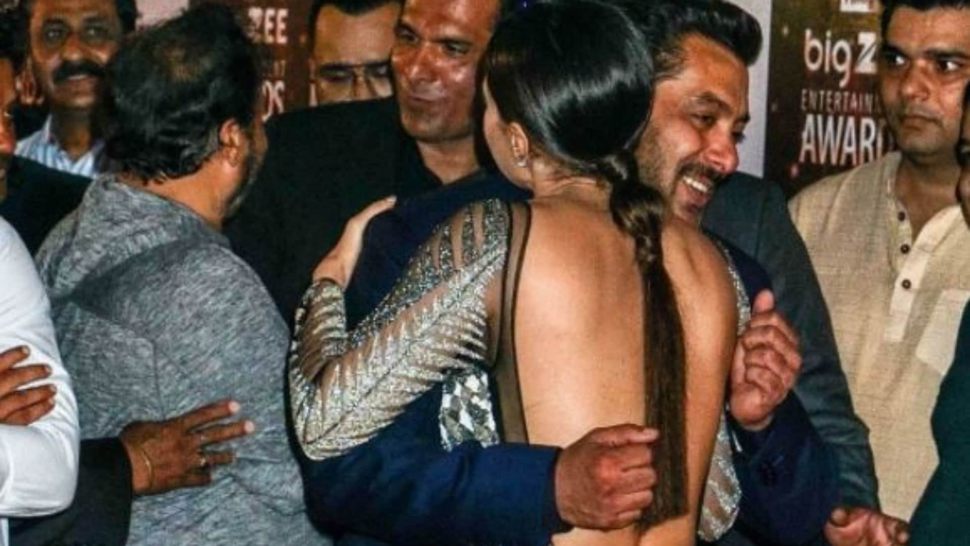 Bollywood Actors like amitabh bachchan salman akshay mika singh popular cases for which they are trolled