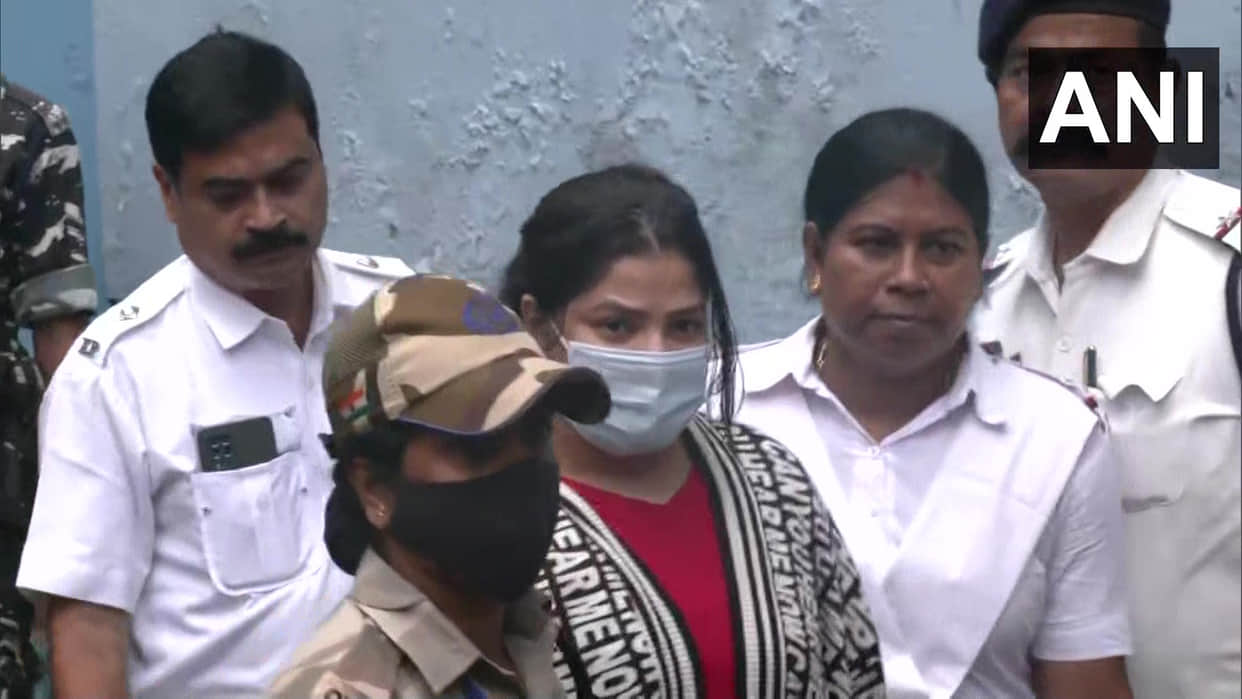 SSC recruitment scam Partha Chatterjee Arpita Mukherjee Sessions Court Kolkata Mamata Banerjee ED Updates