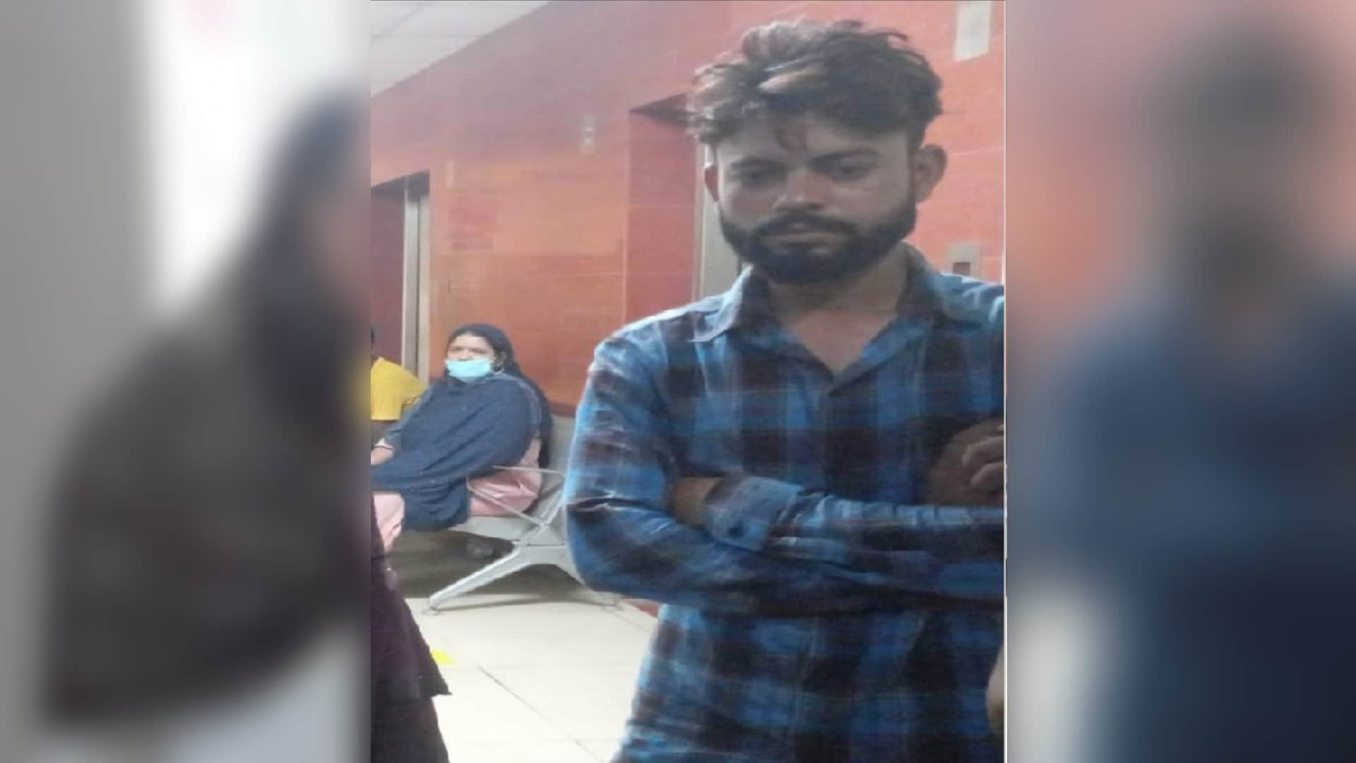 new born baby died uring birth after a pragnant Woman did not get the ambulence and doctor in Baghpat