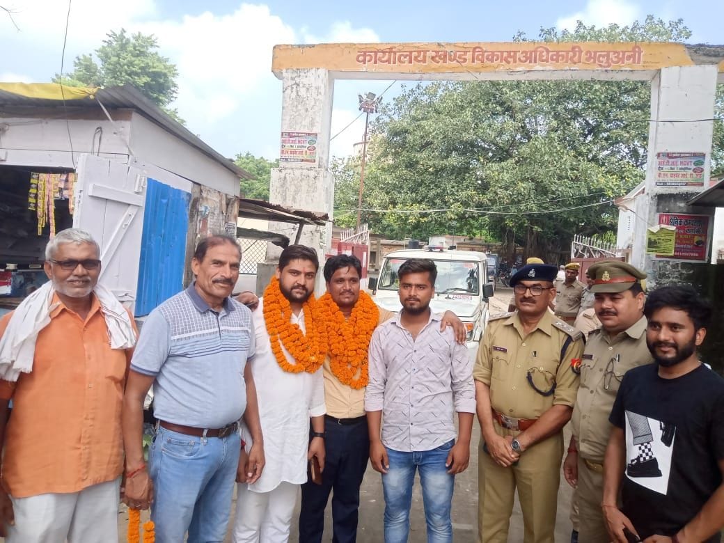 subhawati and amit elected bdc member