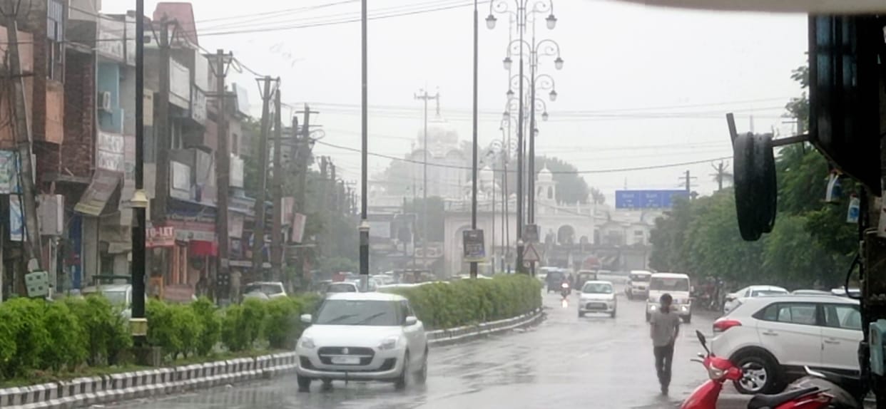 Weather turned pleasant due to rain, power failure, Kurukshetra