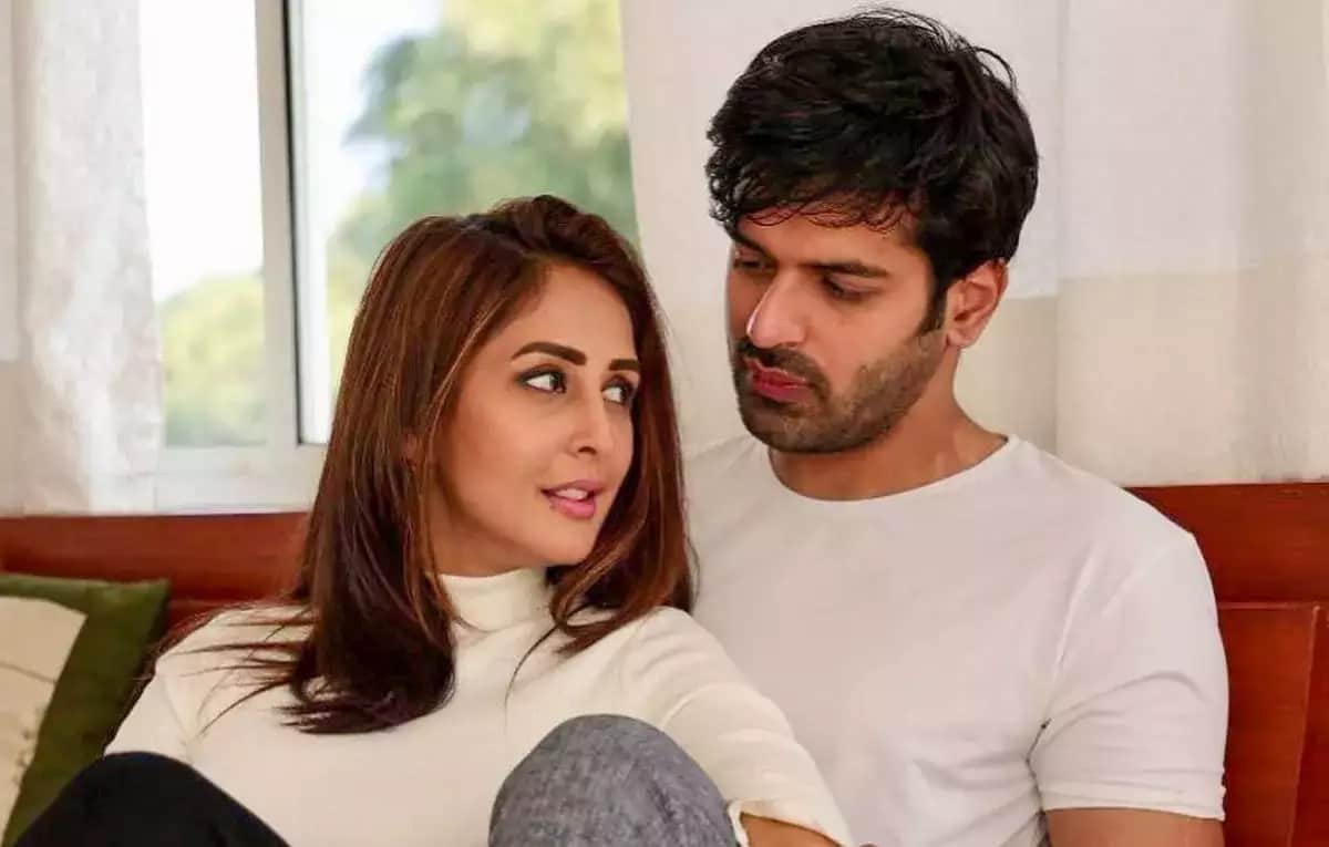 Chahat Khanna dating Rumours with Rohan Gandotra see their Chemistry in photos