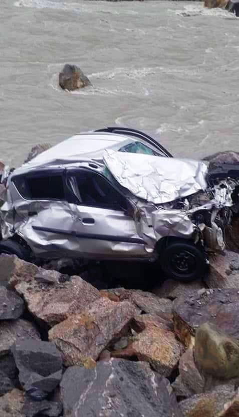 Road Accident Lahul, Car fell in Koksar's house, one died