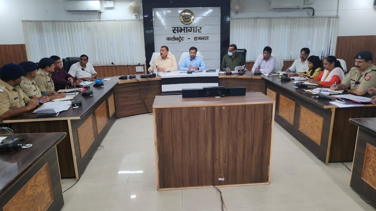 Hathras: No weapon will be displayed in the procession of Tajis