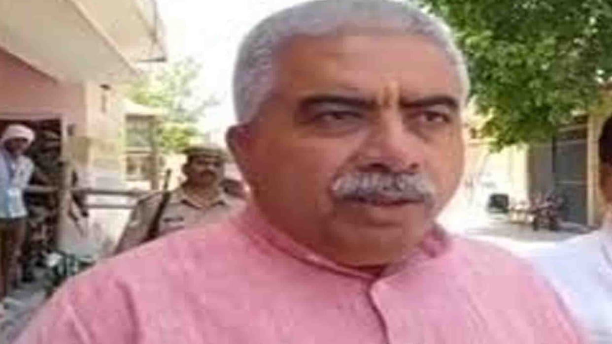 Minister Rakesh Sachan case: Investigating officer asked for seven days' time