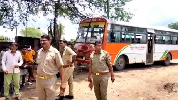 Banda DM and his escort vehicle collided with bus, commissioner said DM's driver was drunk