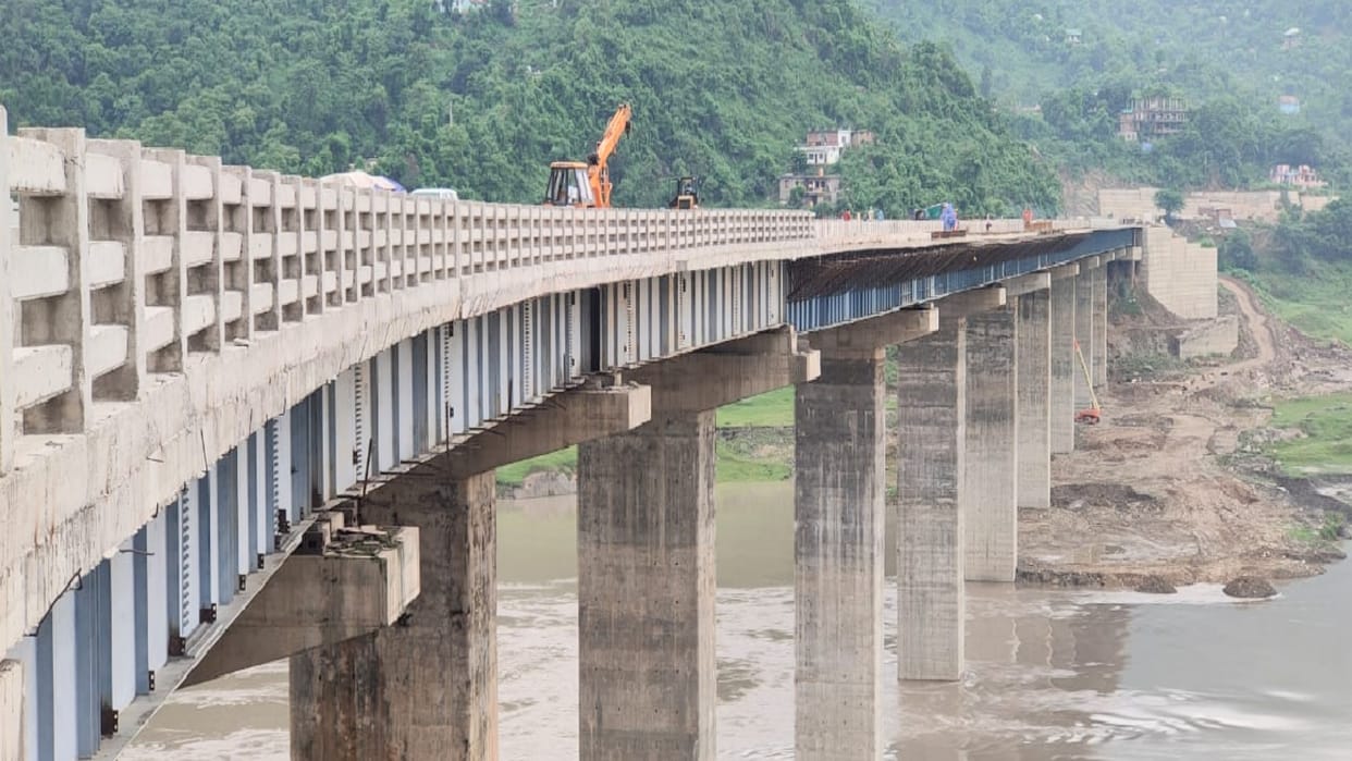 Mandi Bharari bridge built on Kiratpur Nerchowk four lane in dispute