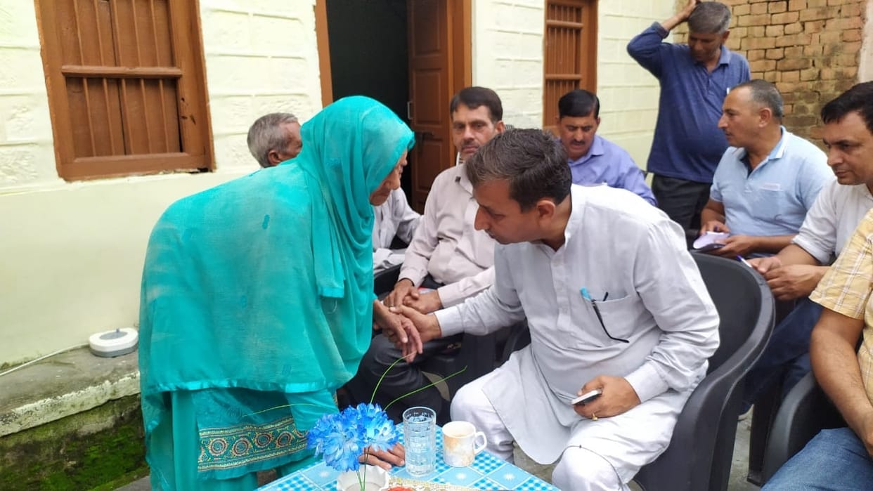 People should do gift deed of land for foot bridge on Rawal Khad: Garg
