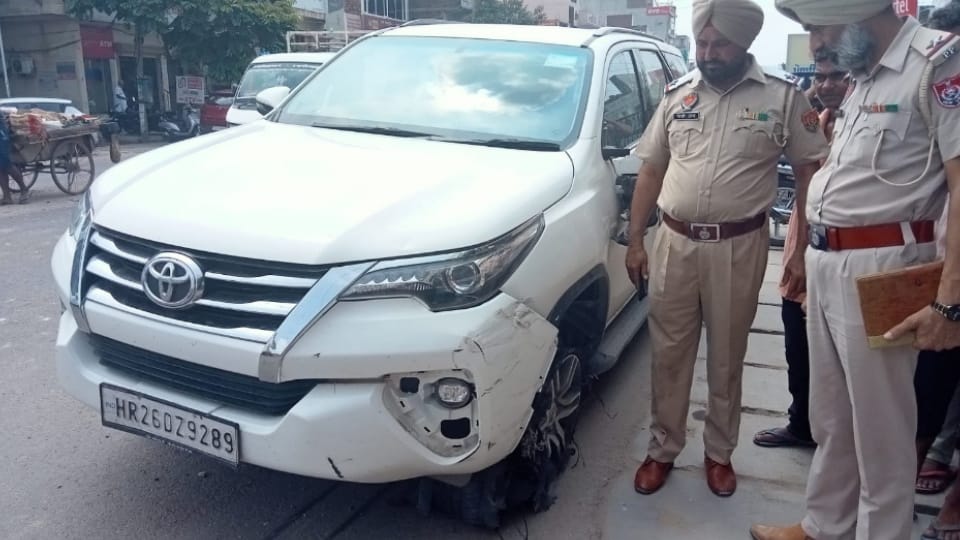 Woman hit by Car of Former MLA of Haryana in Mohali
