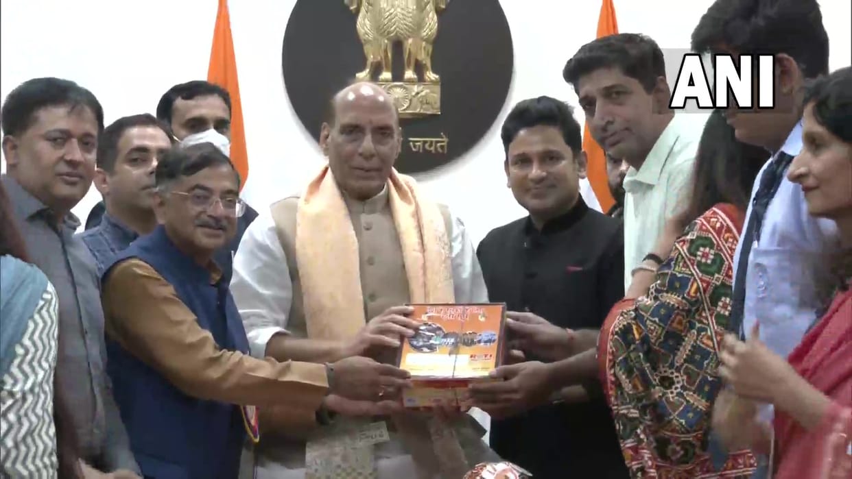 Students of various schools handed over Rakhi made by them to Defence Minister Rajnath Singh