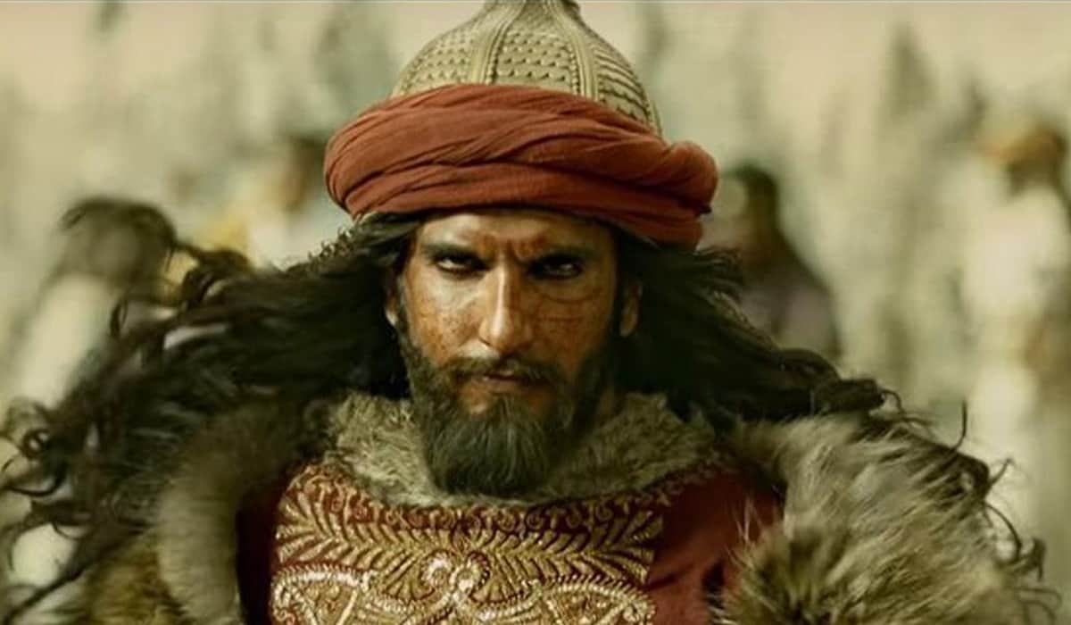 Shaktimaan movie Vijay sethupathi Ranveer Singh Rana Daggubatti Sathyaraj can play Villain Tamraj Kilvish Role