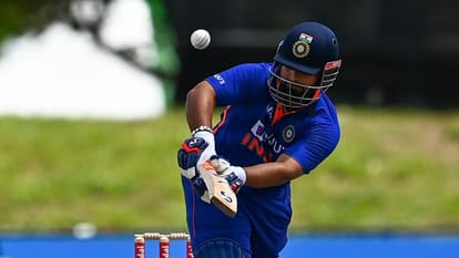 IND vs SL Asia Cup 2022 Should Rishabh Pant be dropped from Indian T20I team check stats