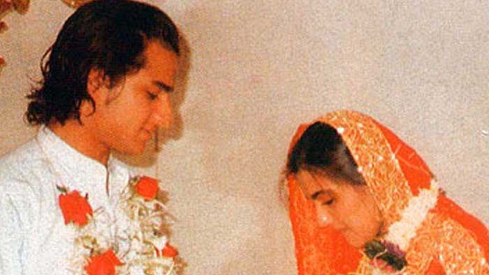 birthday special Saif Ali Khan Love Story actor divorce with amrita singh and got married kareena kapoor