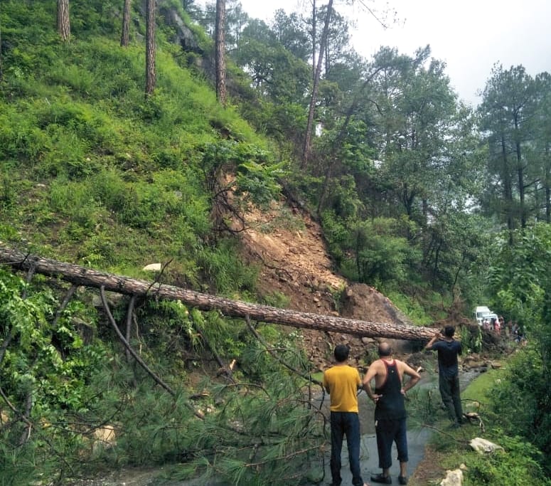40 roads closed due to rain in Kullu district