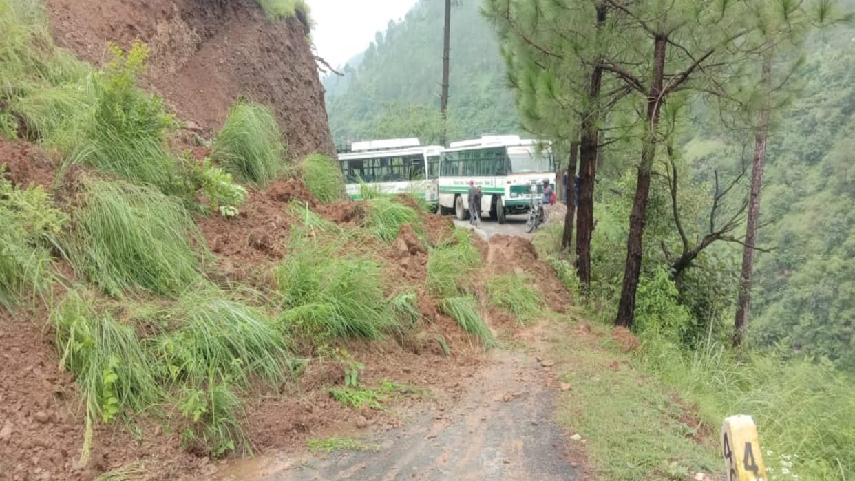 land slied in sadhu pul