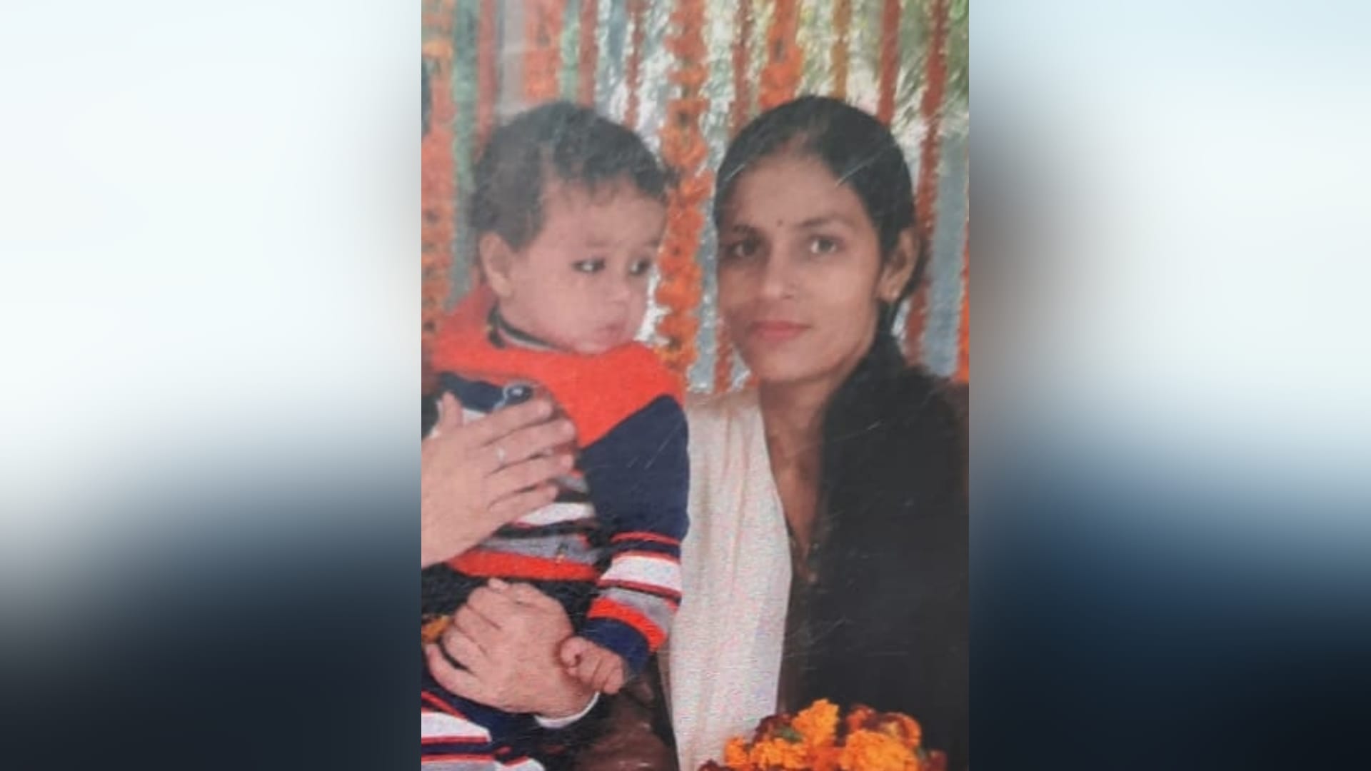 Woman commits suicide by jumping in front of train with two children in Lucknow