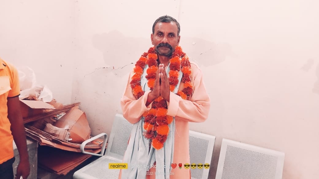 Banda: Brijendra from Ram Nagar and Kusum Pal from Terayan became the chief. Asrfun Nisha ahead after counting of votes on DDC, rival created ruckus