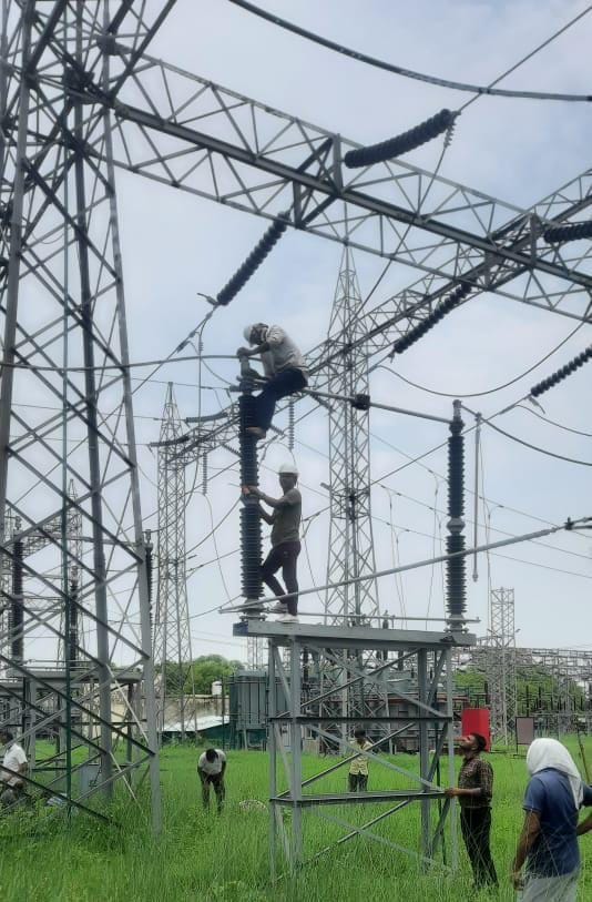 Banda: Electricity of the city is falling for five and a half hours, insulators changed in 220 kv sub station