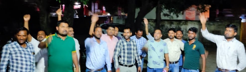 Engineers upset with the suspension of JE started boycott