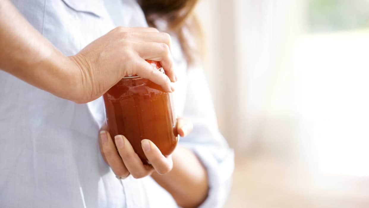 weak hand grip could be sign of sever disease, Can't open a tight jar