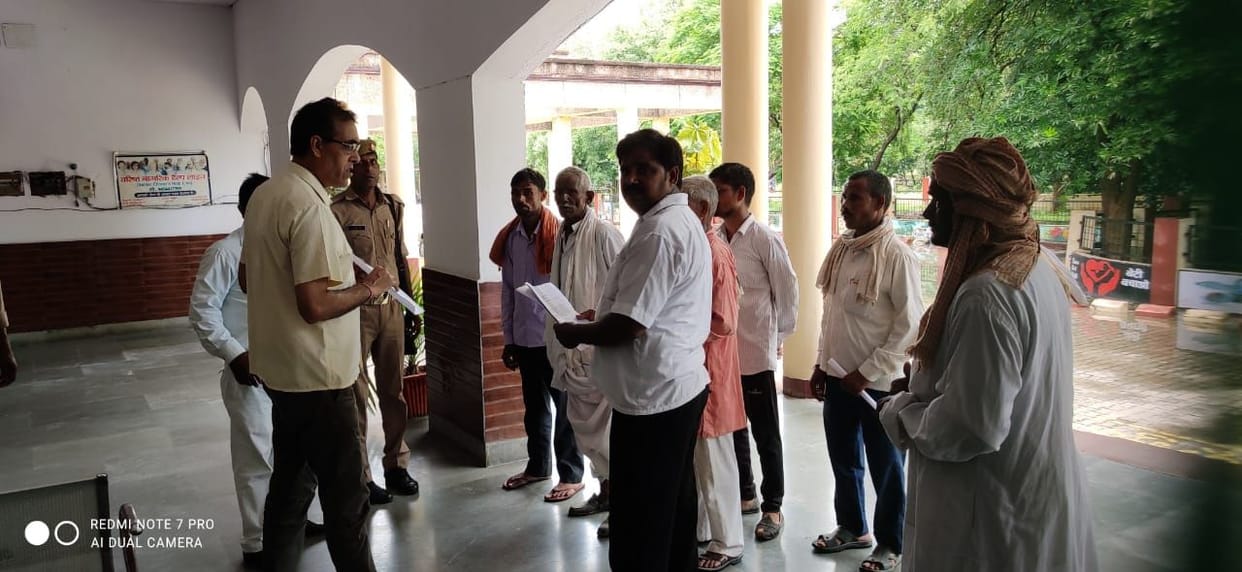 Hathras: Demand to include Nagla Baghel in Nagar Panchayat