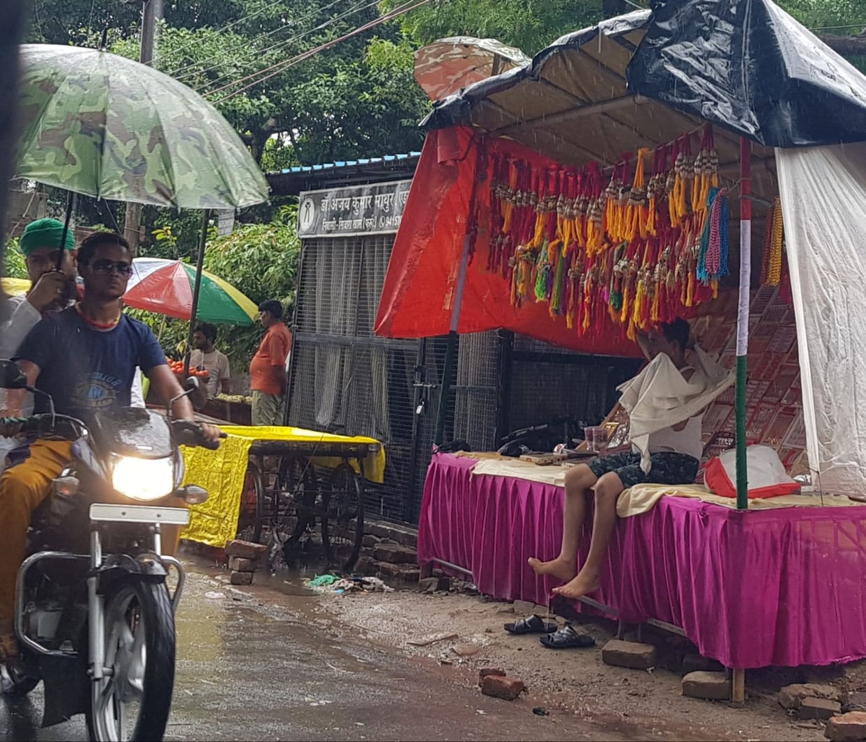 Farrukhabad: Relief in summer due to heavy rain, farmers' faces blossomed