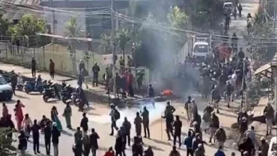 Manipur violence firing in Tengnoupal district two person died around 50 injured