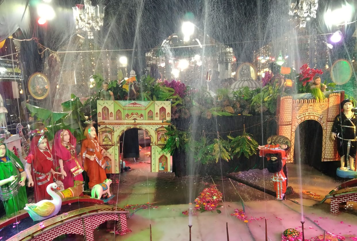Mathura: Black clouds prevailed in Dwarkadhish temple
