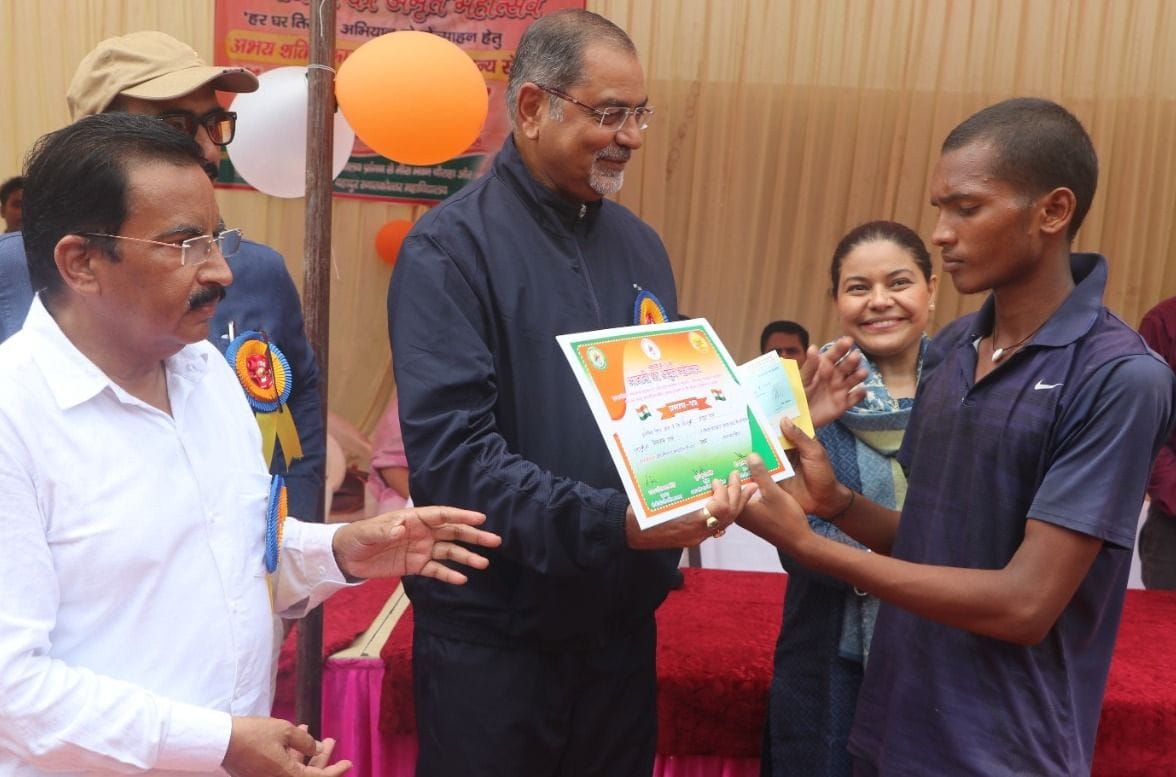Ankush and Aarti won the Half Marathon