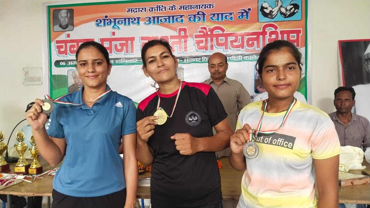 Etawah: Players showed stamina in Chambal Paw Wrestling Championship