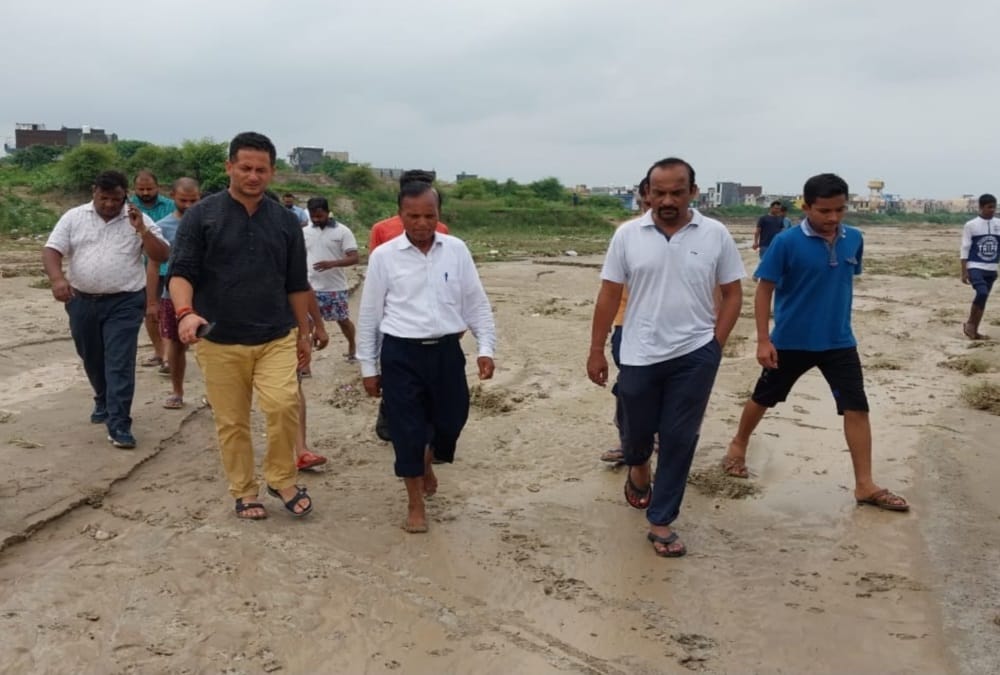Uttarakhand rainfall weather: Five Families left house after soil erosion During River Overflow in haridwar