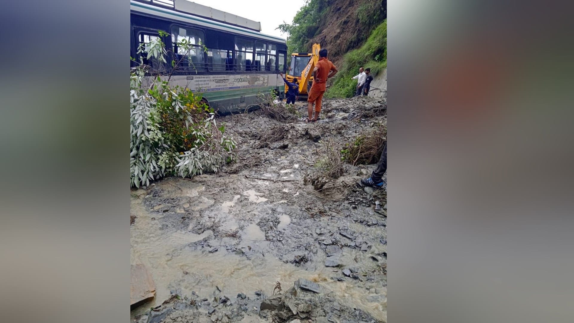 himachal weather update one drowned in knagra highway washed away in flash flood in kullu