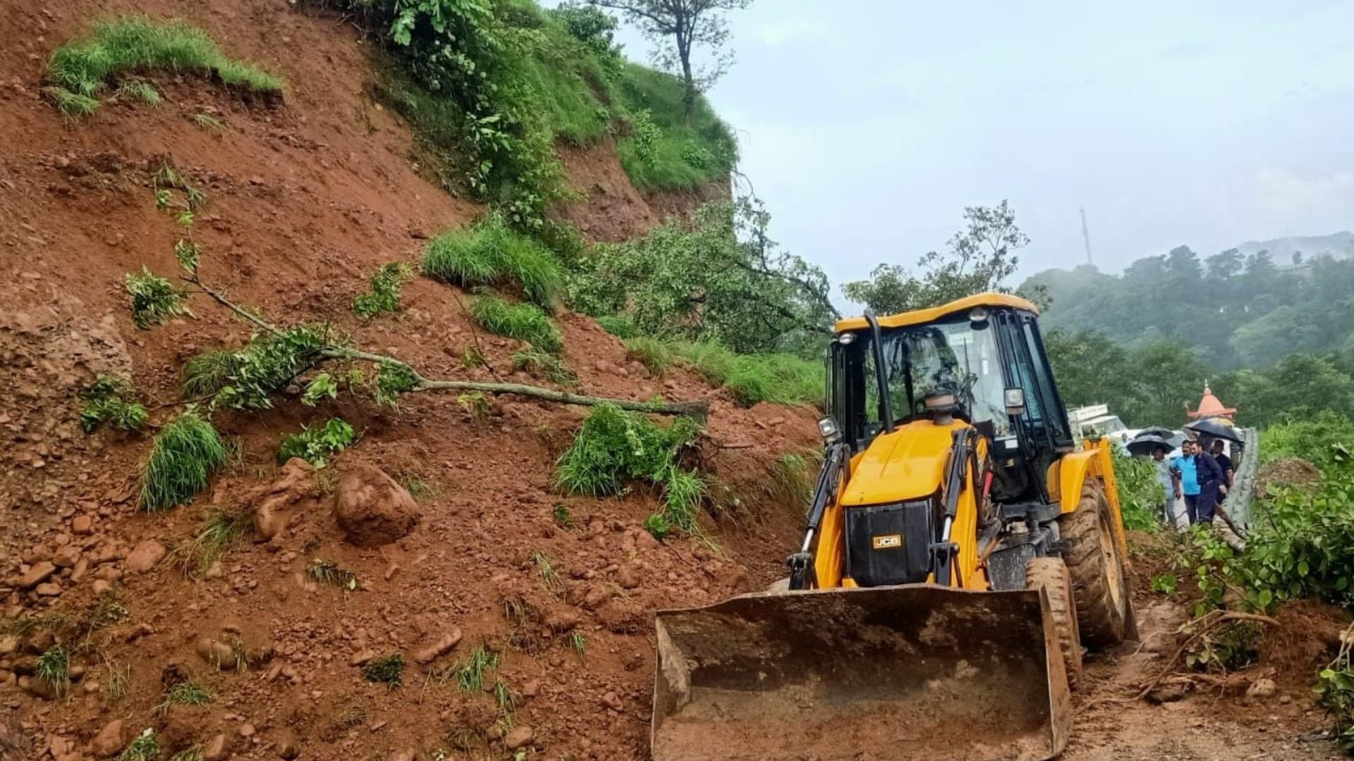 himachal weather update one drowned in knagra highway washed away in flash flood in kullu