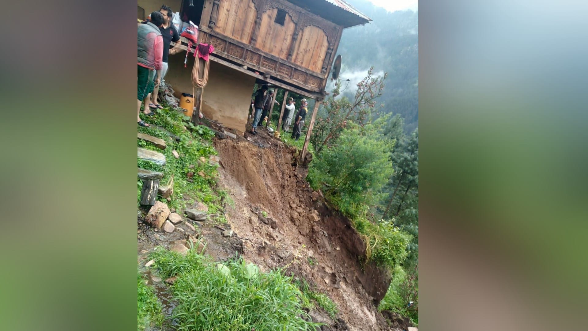 himachal weather update one drowned in knagra highway washed away in flash flood in kullu