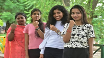 Friendship day celebrated by tying friendship band