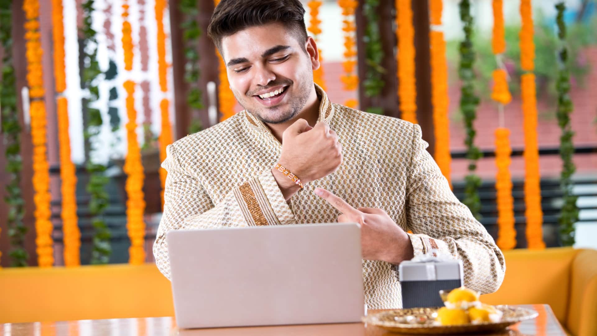Bhai Dooj 2022 Tips To Build Strong Bond Between Brother And Sister in Hindi