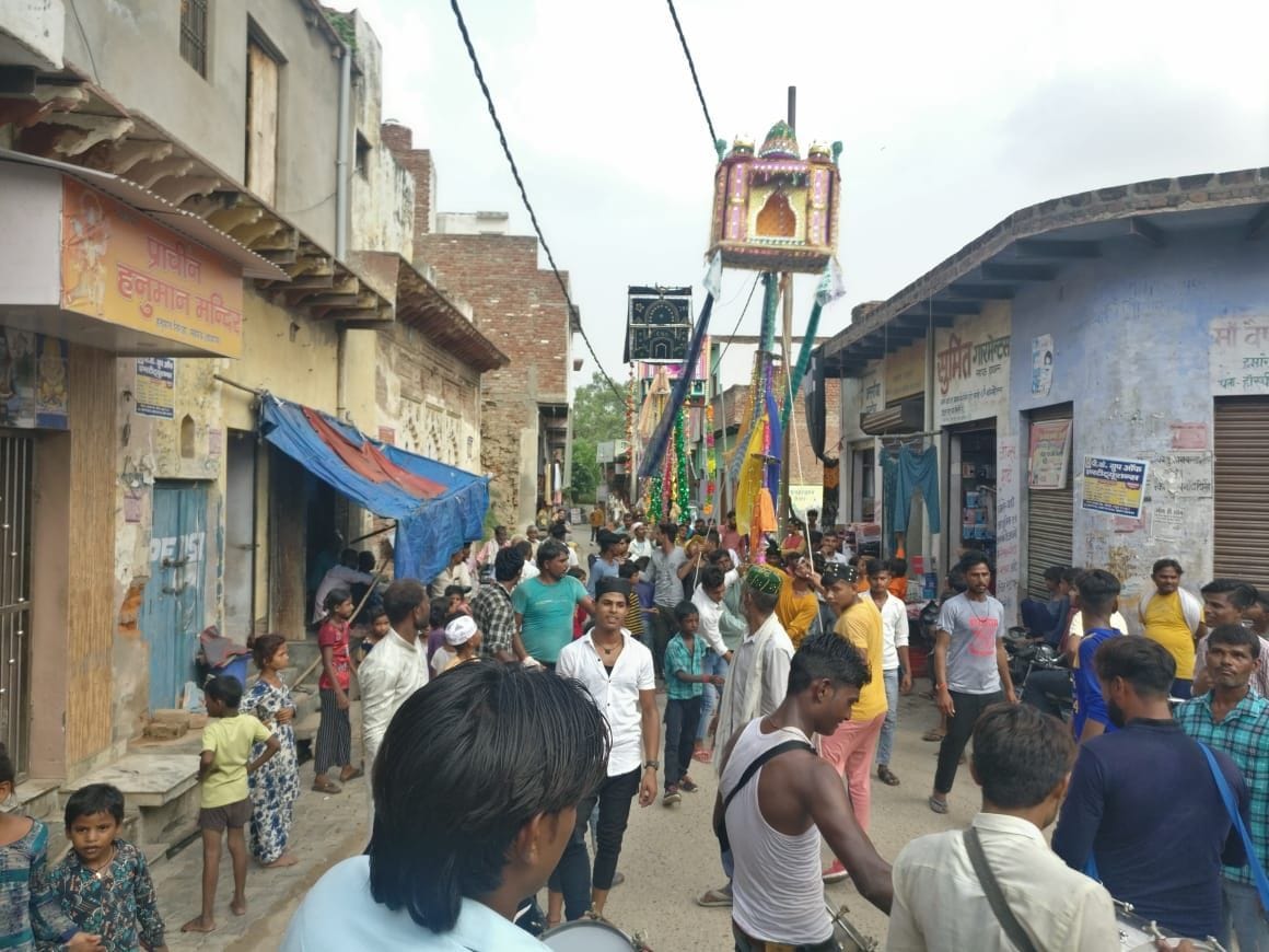 Hathras: Alum's procession turned out to be monitored by the police before Tajiya