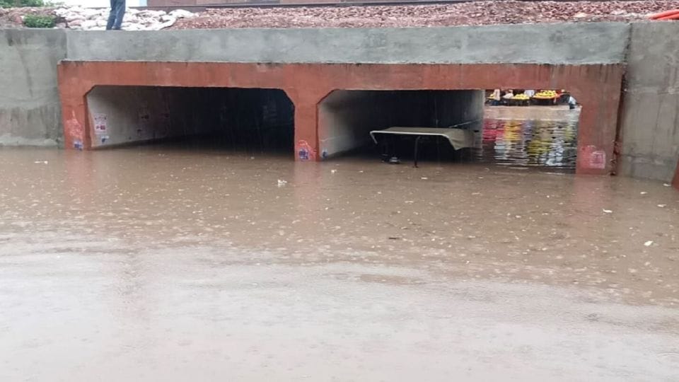 Tractor submerged in underpass due to water logging in Firozabad