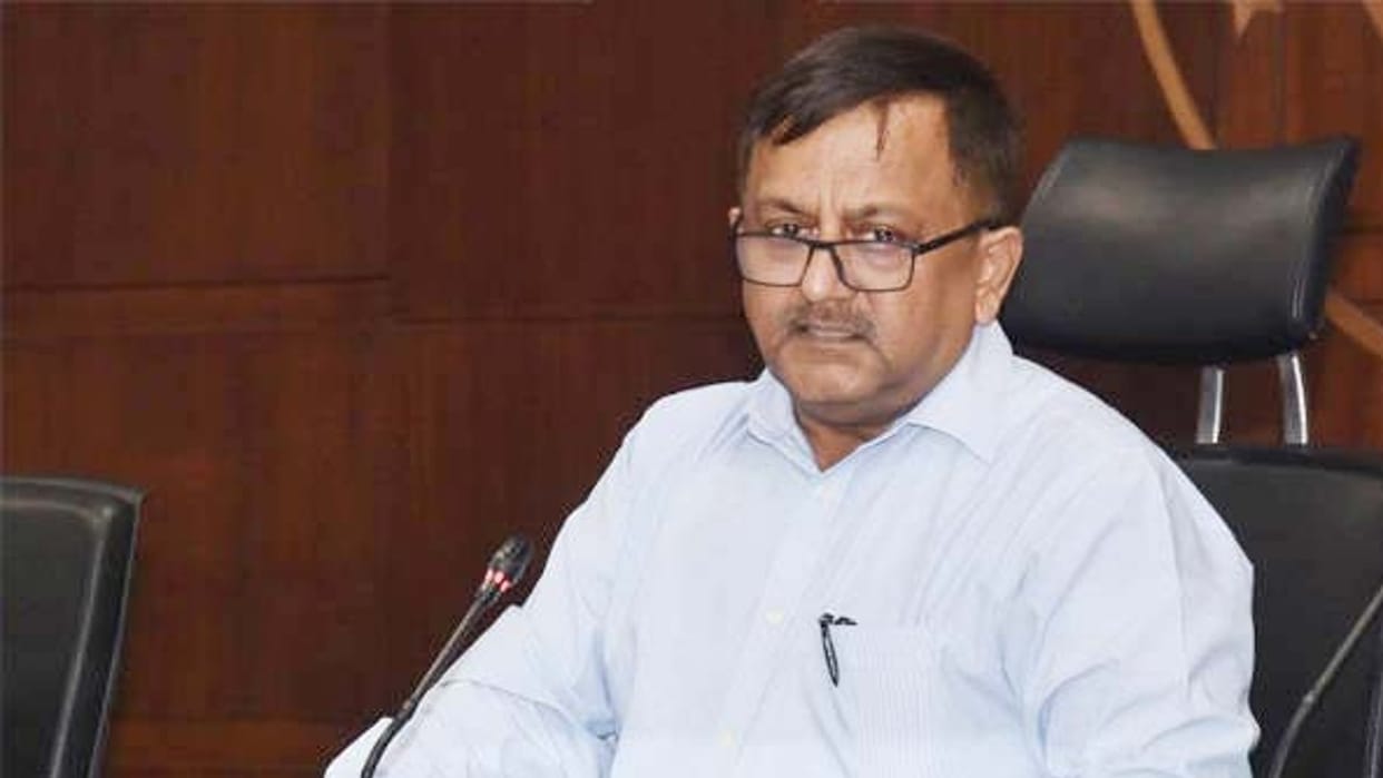 Awanish Awasthi: Noida MP narrated the call to CM Yogi's special IAS officer, know about him