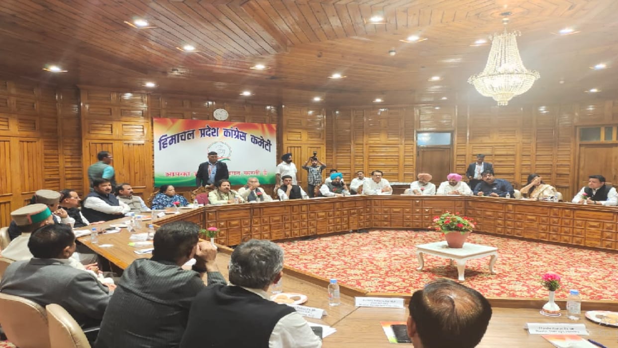 Himachal Congress meeting, CM Baghel said - form the government first, the high command will decide who will b
