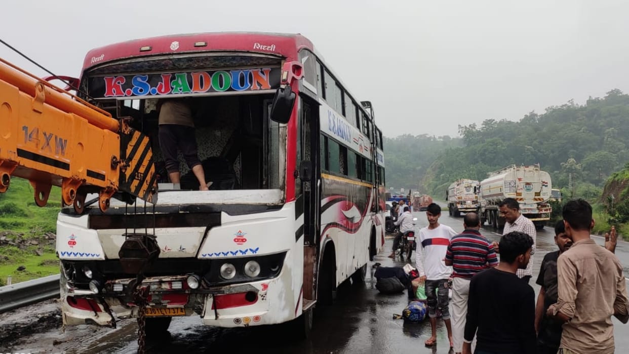 three died due to bus overturn in Dungarpur many injured