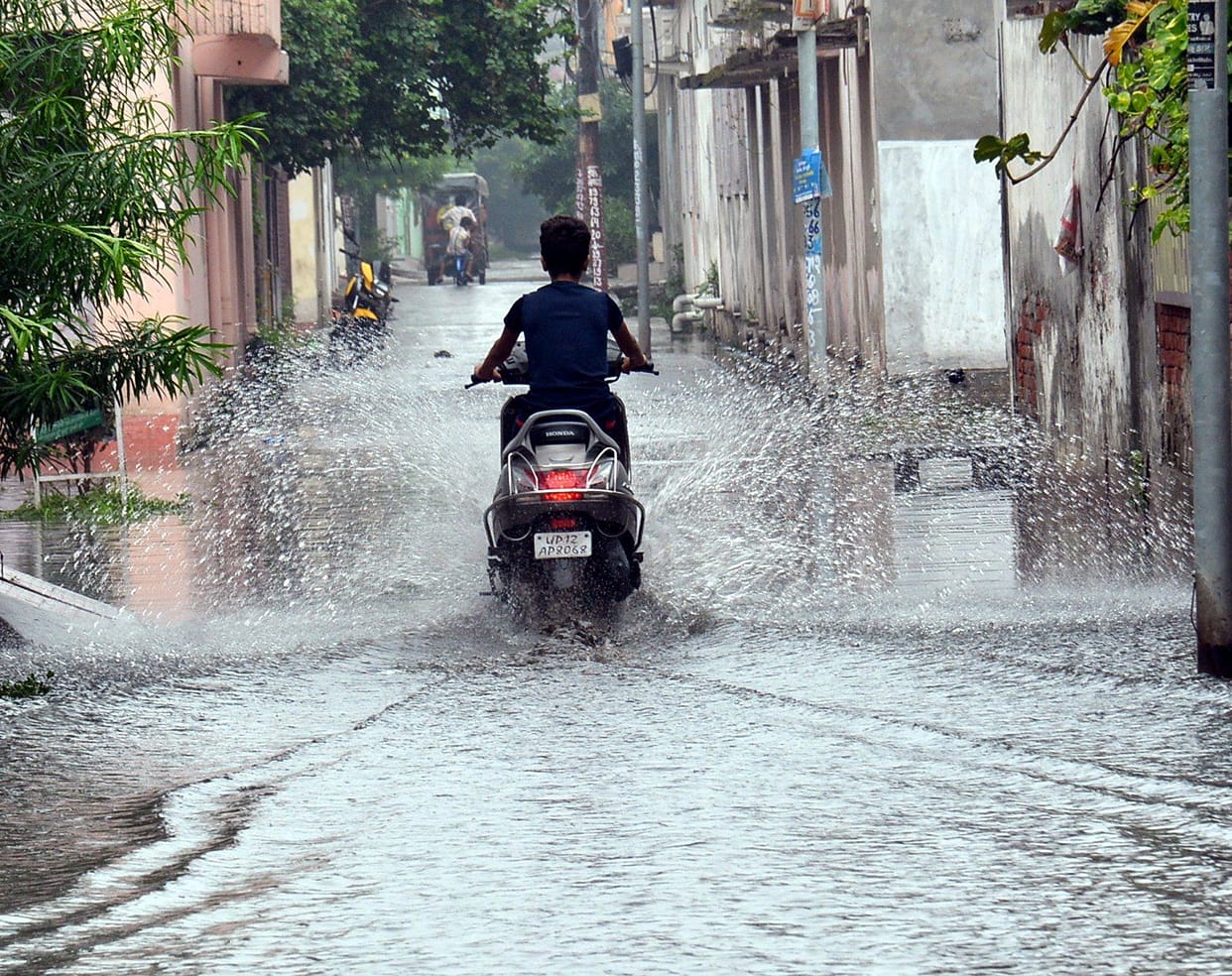 Heavy rain, public faced trouble