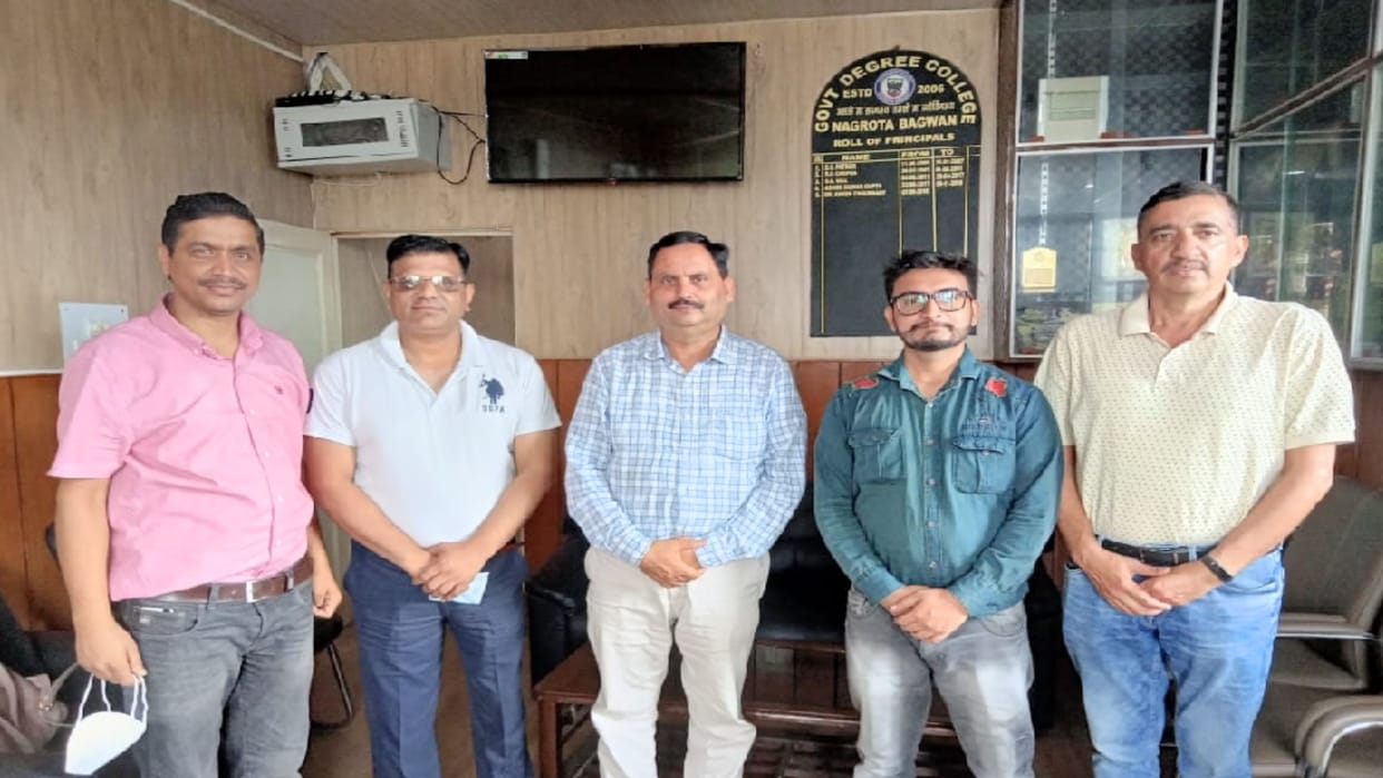 Farmer's son tops Himachal Staff Selection Commission exam