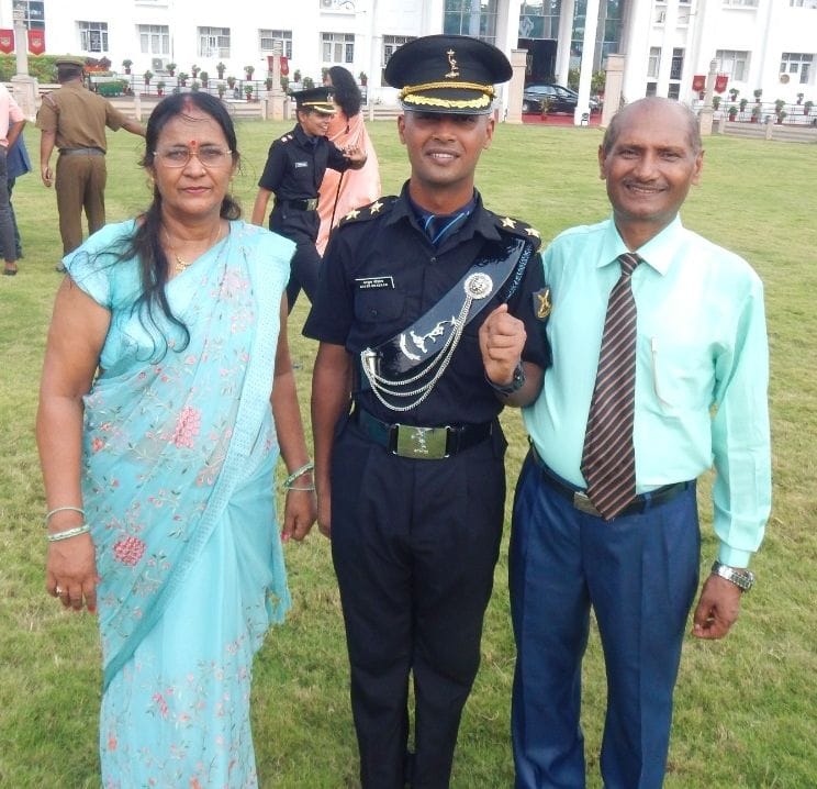 Roorkee's Ayush became lieutenant