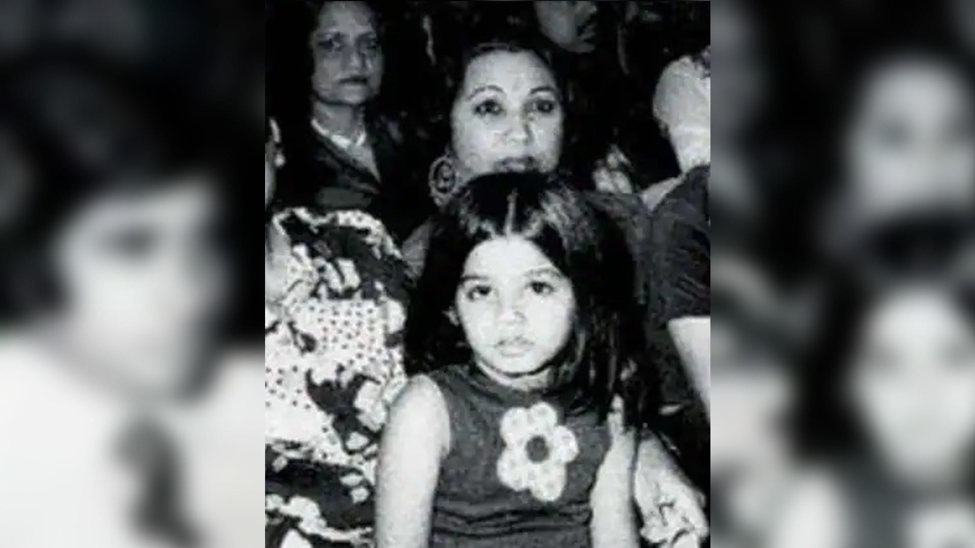Kgf Chapter 2 actress Raveena Tandon childhood photo with Amitabh Bachchan goes viral on social media
