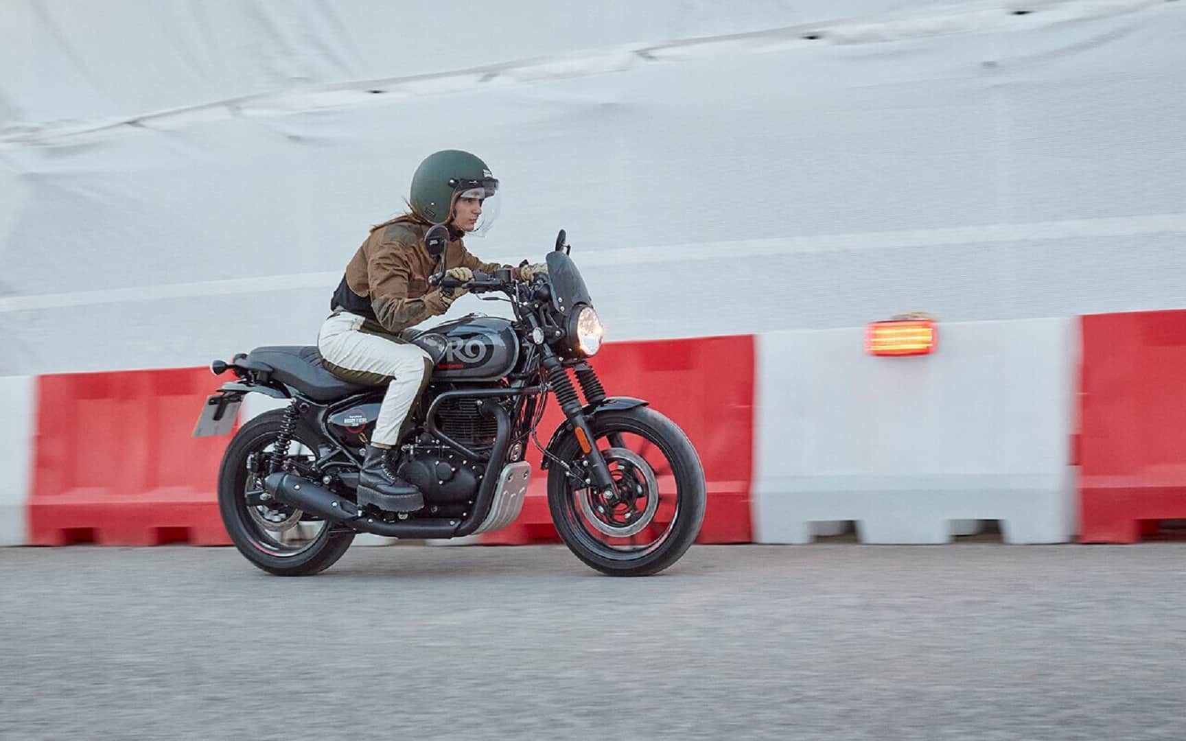 Royal Enfield Sales September 2022 Royal Enfield Sales Figures 2022 September News in Hindi