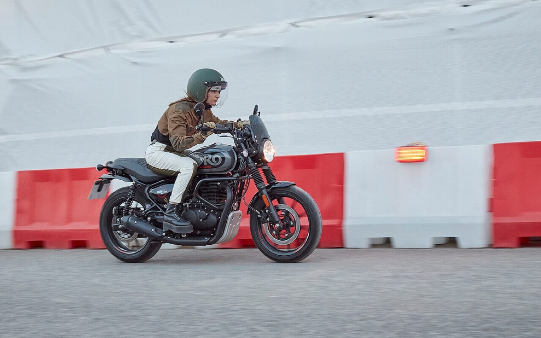 New Royal Enfield Hunter 350 Launched Know About Price Features in Details